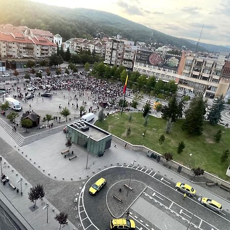 Sophie Apartments Râmnicu Vâlcea Exterior foto